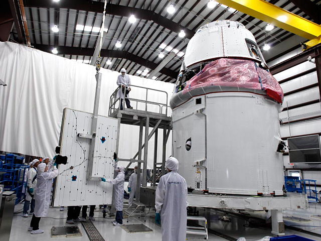 New Delay for 1st Private Spaceship Launch to Space Station